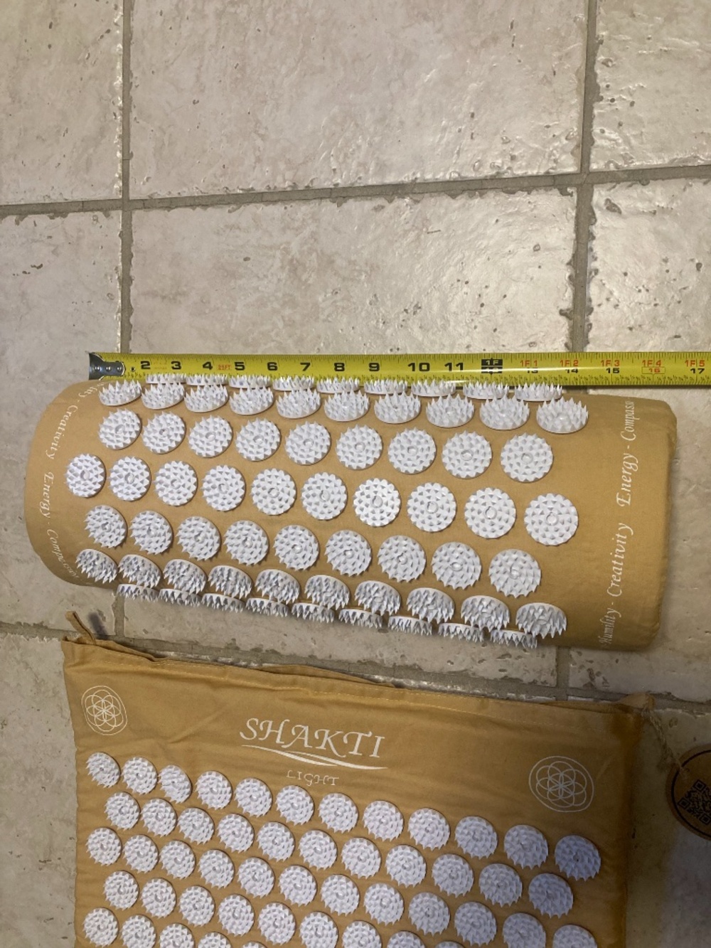 NWT Shakti Acupressure Mat - Light & Pillow Gold Color - Picture 6 of 8